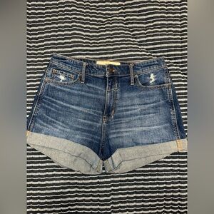 Hollister High Rise Boyfriend Short